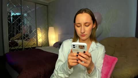 Kaylie online show from 25, 1, 2025