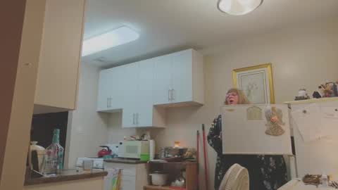 Melody online show from 8, 2, 2026