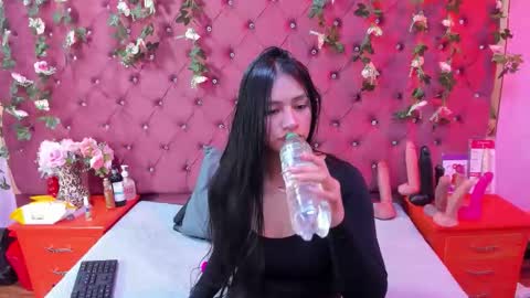 Melodysmithass online show from 26, 11, 2025