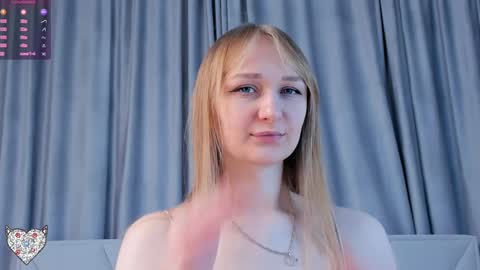 Snapshot of memento_mary chatting on 7, 2, 2025 The princess of your dreams online show from 7, 2, 2025