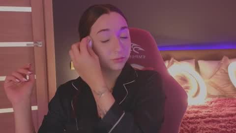 Mencialo online show from 9, 9, 2025