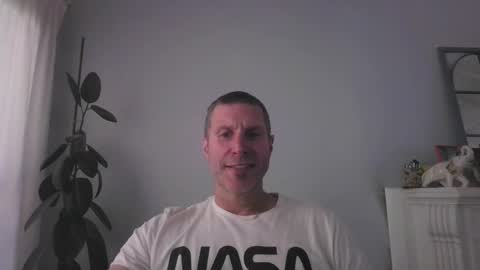 menotista online show from 25, 11, 2025