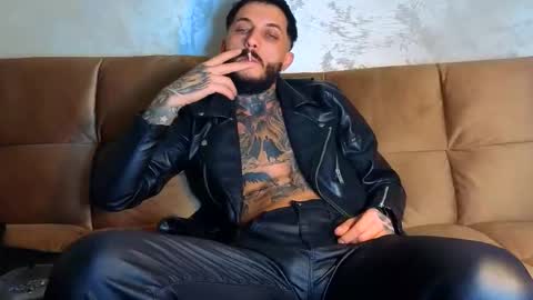 Snapshot of mentoxxl chatting on 11, 10, 2025 Fallow my ONLYFANS for xxx daily online show from 11, 10, 2025