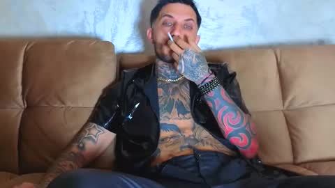 Snapshot of mentoxxl chatting on 26, 10, 2025 Fallow my ONLYFANS for xxx daily online show from 26, 10, 2025