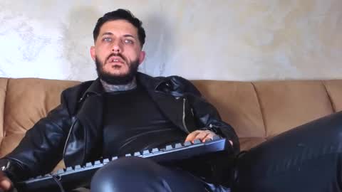 Fallow my ONLYFANS for xxx daily online show from 7, 4, 2026