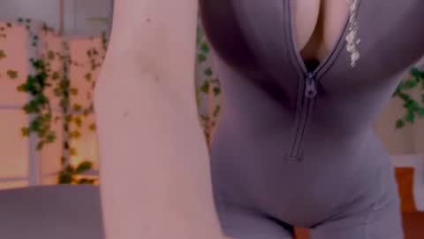 Snapshot of meow_nancy chatting on 16, 6, 2026 Heeyyooo Im Nans Subscribe to me I will be glad online show from 16, 6, 2026