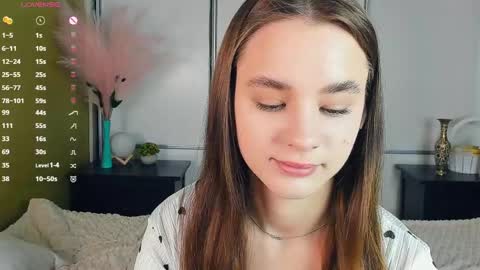 Julie online show from 10, 4, 2026