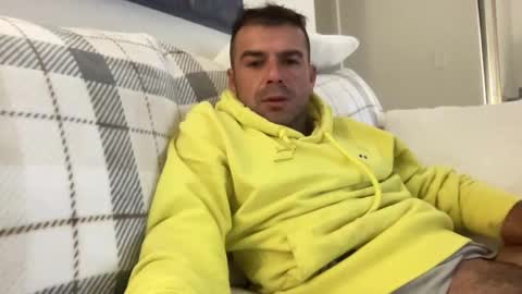 Mercedes190d online show from 9, 2, 2026