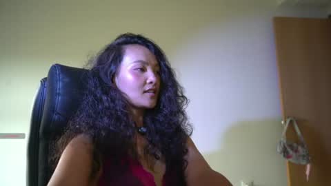 Snapshot of mercedesss_8 chatting on 18, 6, 2026 Next show on 03 Dec online show from 18, 6, 2026