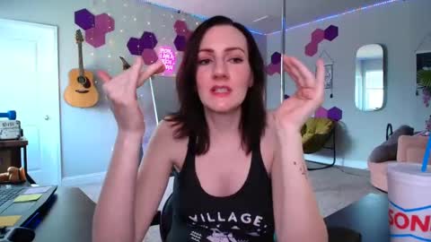 Snapshot of meredithbae chatting on 20, 9, 2025 Meredith Bae online show from 20, 9, 2025