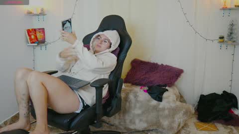 Merida Bell online show from 4, 12, 2024