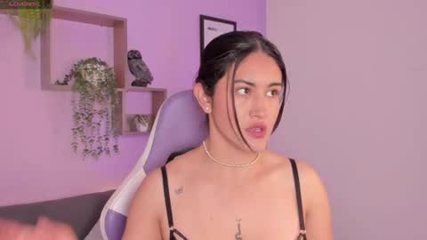 Snapshot of meridafox_ chatting on 20, 9, 2025 MERI online show from 20, 9, 2025