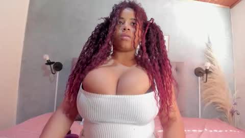 Snapshot of meridalane chatting on 17, 12, 2025 meridalane online show from 17, 12, 2025