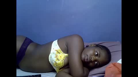 merlin_queen online show from 8, 10, 2025