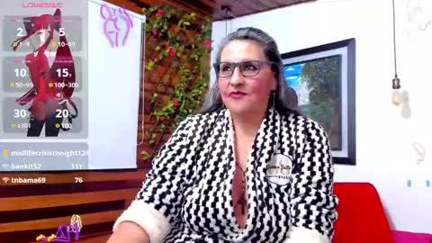 Snapshot of merlyna_goldens chatting on 18, 1, 2025 My next birthday is December 11th. online show from 18, 1, 2025