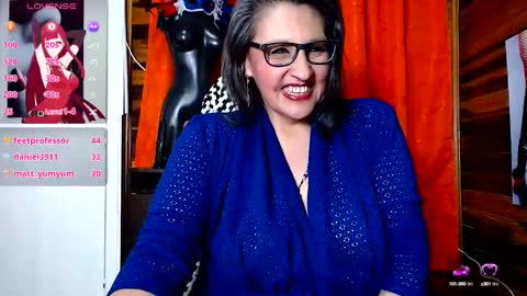 Snapshot of merlyna_goldens chatting on 19, 1, 2025 My next birthday is December 11th. online show from 19, 1, 2025