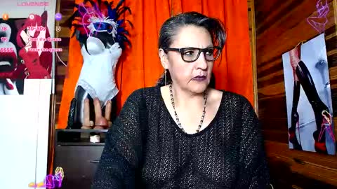 Snapshot of merlyna_goldens chatting on 22, 1, 2025 My next birthday is December 11th. online show from 22, 1, 2025