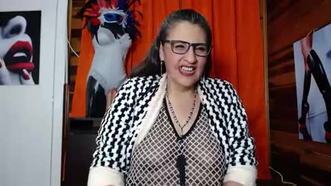 Snapshot of merlyna_goldens chatting on 24, 1, 2025 My next birthday is December 11th. online show from 24, 1, 2025