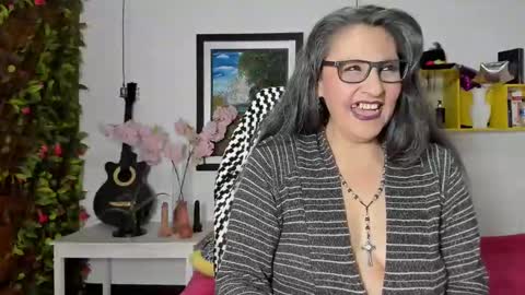 Snapshot of merlyna_goldens chatting on 30, 1, 2025 My next birthday is December 11th. online show from 30, 1, 2025