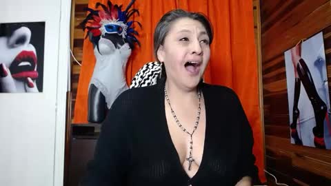 Snapshot of merlyna_goldens chatting on 31, 1, 2025 My next birthday is December 11th. online show from 31, 1, 2025