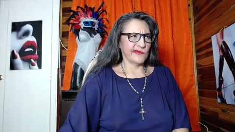 Snapshot of merlyna_goldens chatting on 1, 2, 2025 My next birthday is December 11th. online show from 1, 2, 2025