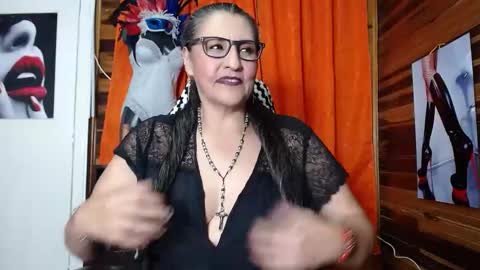 Snapshot of merlyna_goldens chatting on 5, 2, 2025 My next birthday is December 11th. online show from 5, 2, 2025