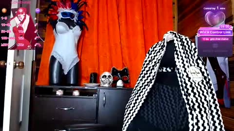 Snapshot of merlyna_goldens chatting on 25, 2, 2025 My next birthday is December 11th. online show from 25, 2, 2025