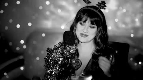 Snapshot of mesaland chatting on 23, 12, 2024 Meskhimusic online show from 23, 12, 2024