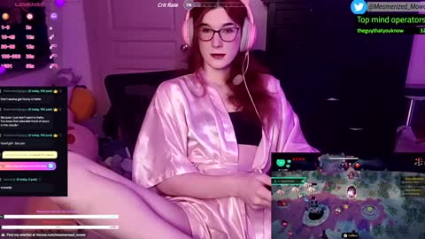 Snapshot of mesmerized_mowo chatting on 5, 12, 2024 mesmerized_mowo online show from 5, 12, 2024