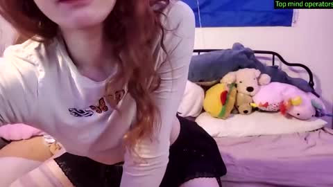 Snapshot of mesmerized_mowo chatting on 4, 3, 2025 mesmerized_mowo online show from 4, 3, 2025