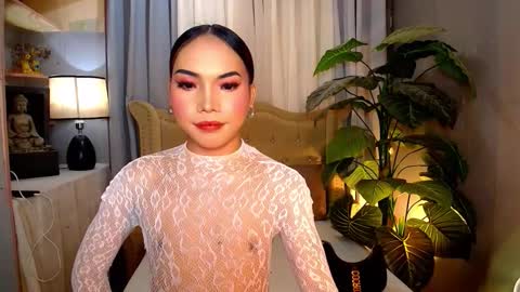 Snapshot of metawinathan chatting on 24, 11, 2025 myka online show from 24, 11, 2025