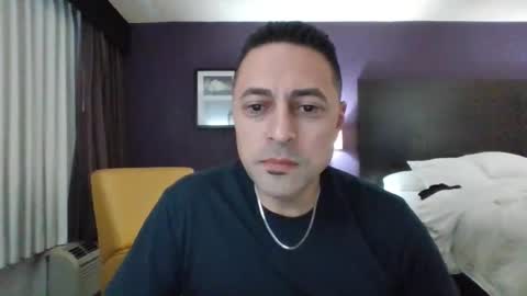 Snapshot of mexirican80 chatting on 13, 11, 2025 The MexiRican online show from 13, 11, 2025