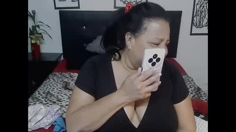 Snapshot of mhia1972 chatting on 22, 11, 2025 mhia1972 online show from 22, 11, 2025