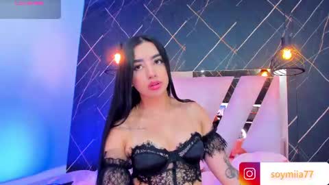 Mia online show from 19, 7, 2026