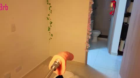 Snapshot of mia_adams66 chatting on 17, 11, 2025 Mia adams online show from 17, 11, 2025