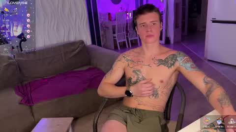 Snapshot of mia_andre chatting on 12, 2, 2025 Andre and Mia online show from 12, 2, 2025