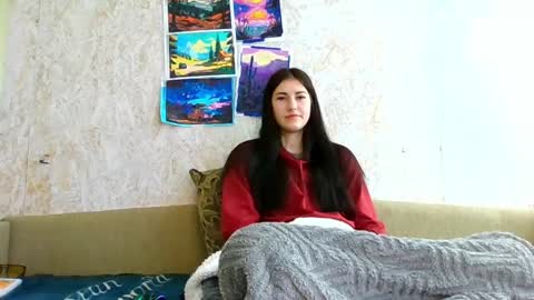 Snapshot of mia_beauti_live chatting on 25, 4, 2026 mia_beauti_live online show from 25, 4, 2026