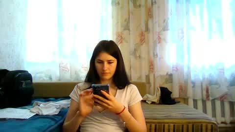 Snapshot of mia_beauti_live chatting on 7, 5, 2026 mia_beauti_live online show from 7, 5, 2026