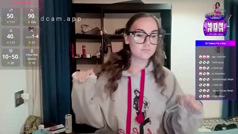 Snapshot of mia_boone chatting on 8, 9, 2025 mia_boone online show from 8, 9, 2025