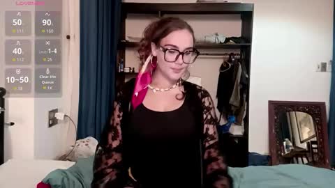 Snapshot of mia_boone chatting on 15, 9, 2025 mia_boone online show from 15, 9, 2025