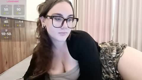 mia_boone online show from 21, 12, 2025