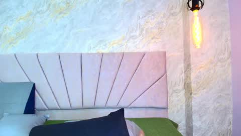 Mia  online show from 29, 5, 2026