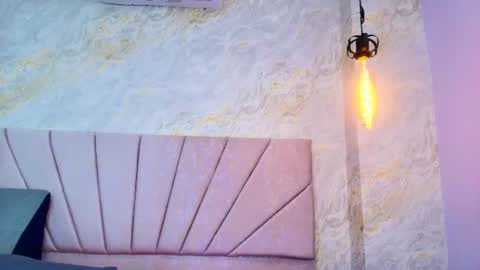 Snapshot of mia_candy_0 chatting on 7, 7, 2026 Mia online show from 7, 7, 2026