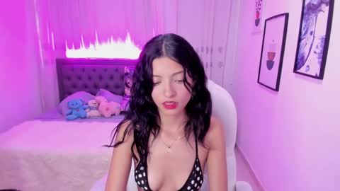 Snapshot of mia_clay1 chatting on 21, 11, 2025 Mia online show from 21, 11, 2025