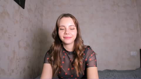 Mia  next stream Thursday 1400 UTC1 Friday 1400 UTC1 online show from 6, 2, 2025