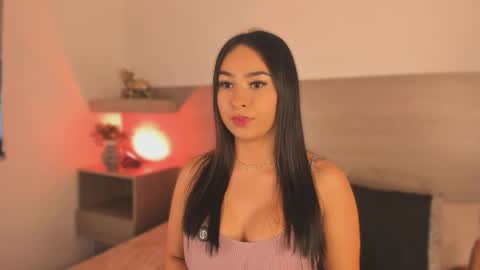 Mia crawford online show from 16, 3, 2026