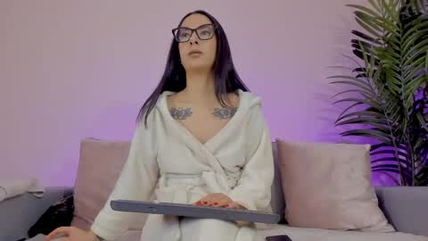 Snapshot of mia_daniellshot chatting on 18, 5, 2026 Sarah Luna online show from 18, 5, 2026