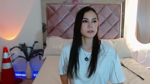 Snapshot of mia_dark1 chatting on 3, 11, 2025 Mia Dark online show from 3, 11, 2025