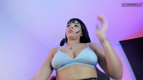 Mia online show from 1, 2, 2025