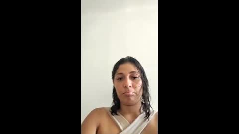 mia diamon online show from 16, 5, 2026